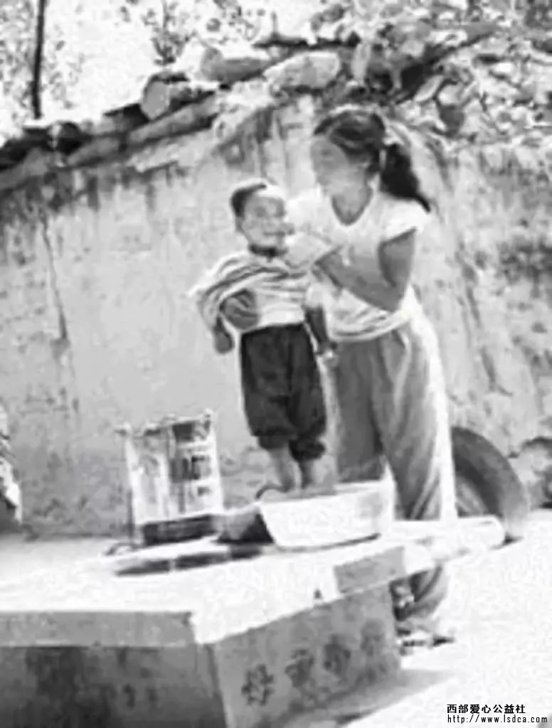 【慈善新闻】从中国慈善走向慈善中国的70年